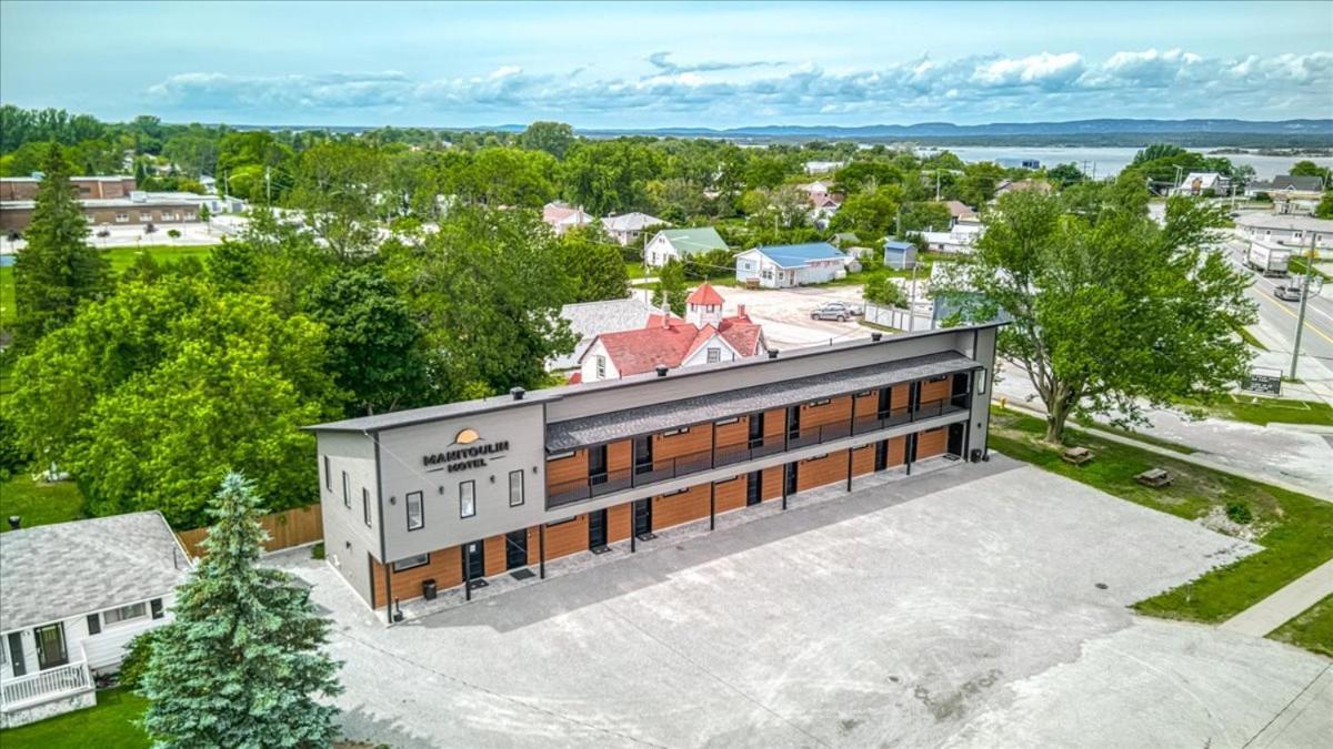 Manitoulin Motel Little Current Dış mekan fotoğraf